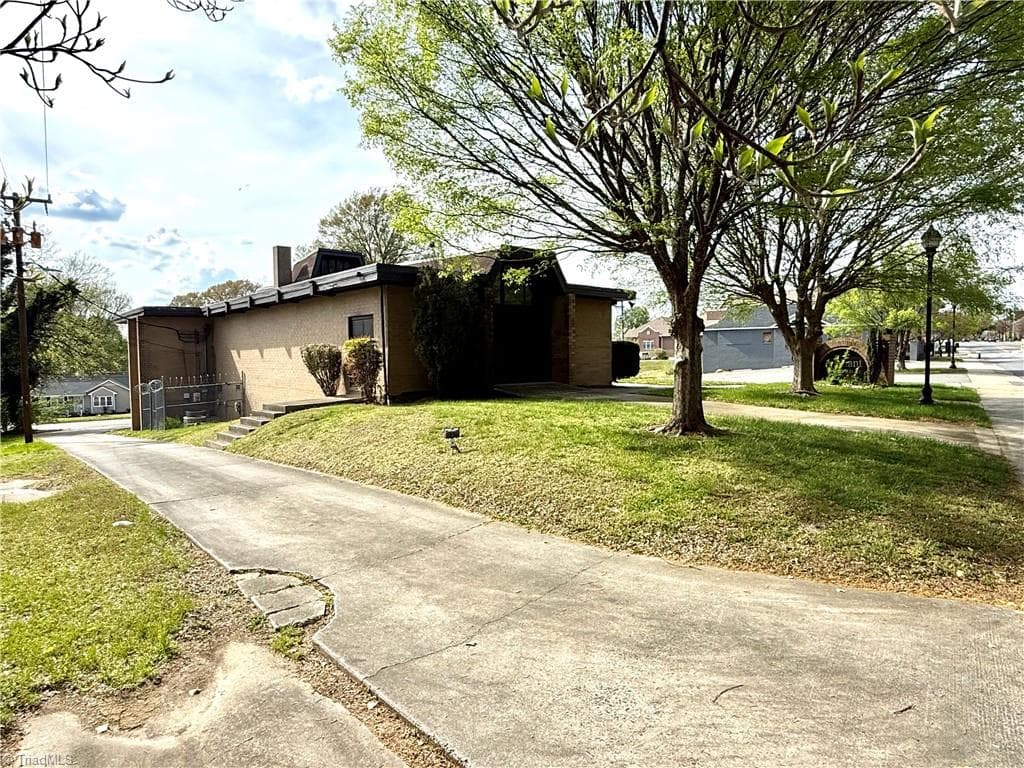 Investment at 508-512 Martin Luther King Jr Drive, Greensboro NC 27406, Greensboro, photo 7 of 10