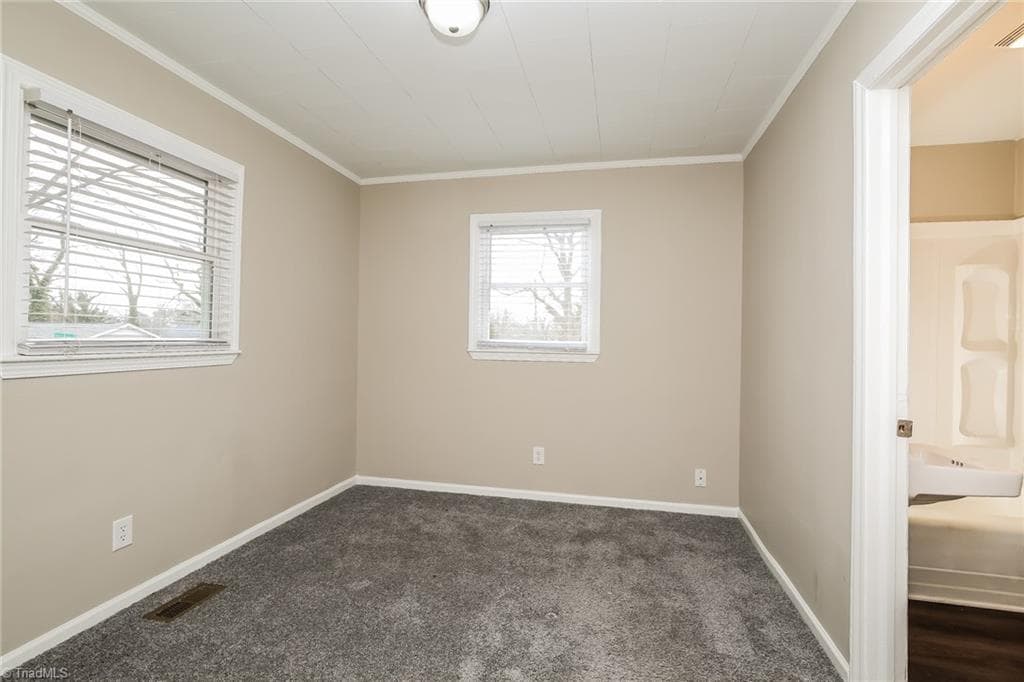 Stick/Site Built at 401 Hobson Street, High Point NC 27260, photo 7 of 16