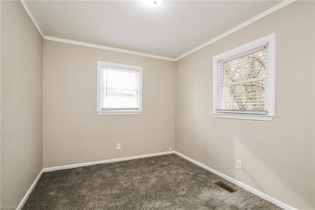 Stick/Site Built at 401 Hobson Street, High Point NC 27260, photo 9 of 16