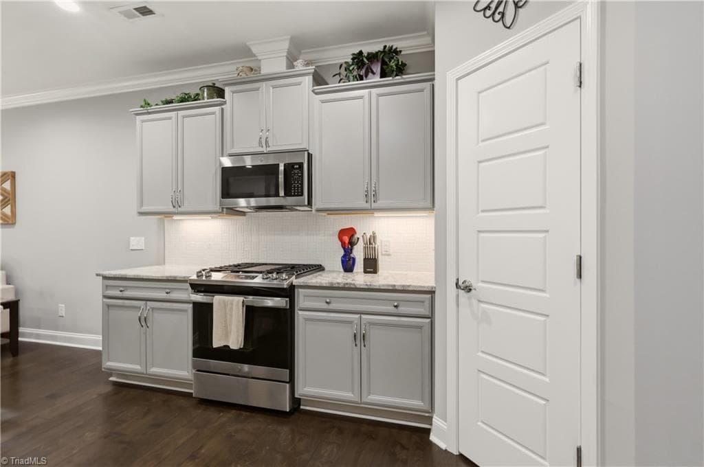 Stick/Site Built at 2901 Fernley Court, High Point NC 27262, photo 13 of 29