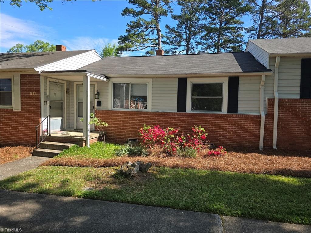 1846 Villa Drive, Greensboro NC 27403