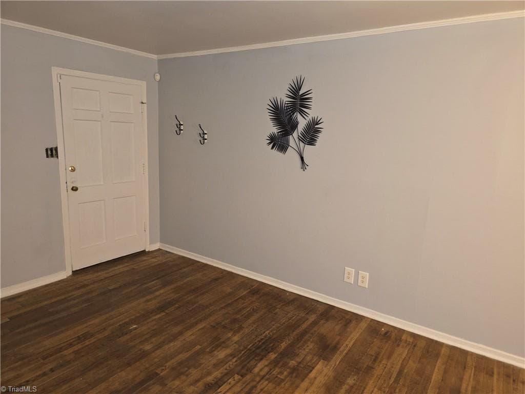 Stick/Site Built at 1846 Villa Drive, Greensboro NC 27403, photo 25 of 32