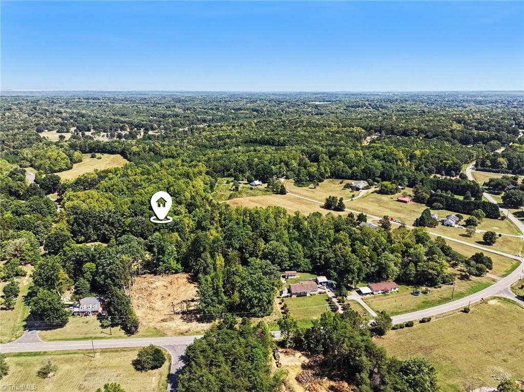 Single Family Residence at 146 Mabes Road, Eden NC 27288, Eden, photo 9 of 14