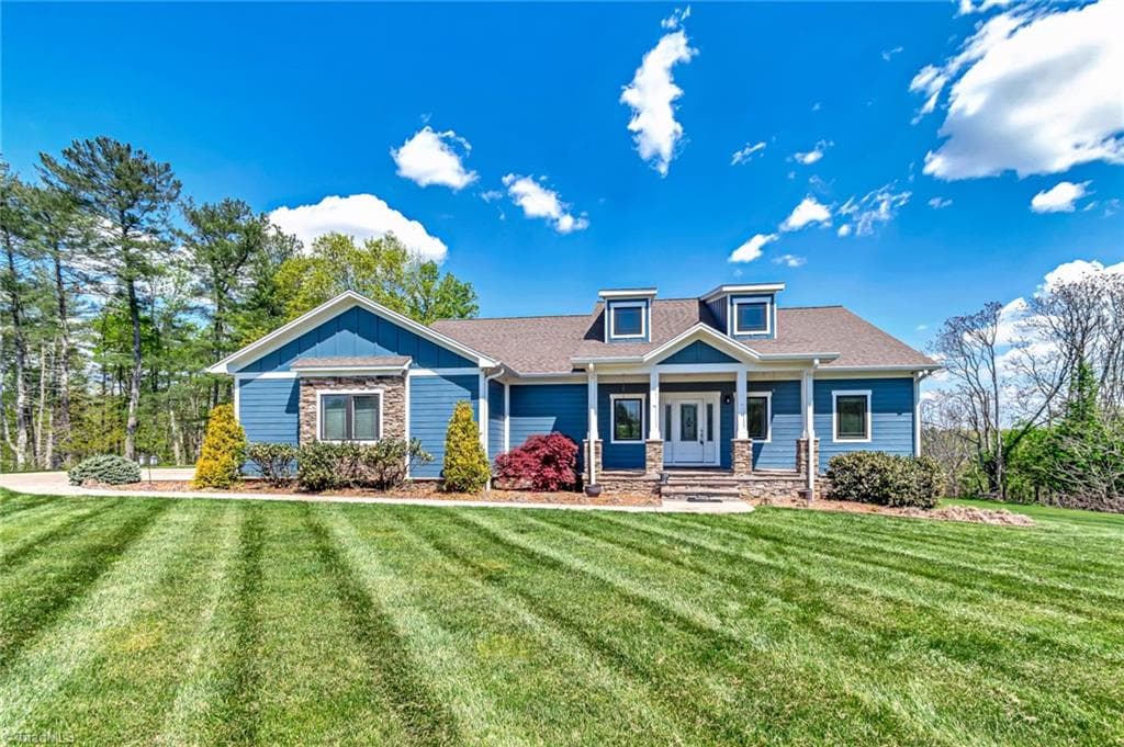 3814 Sparta Road, North Wilkesboro NC 28659