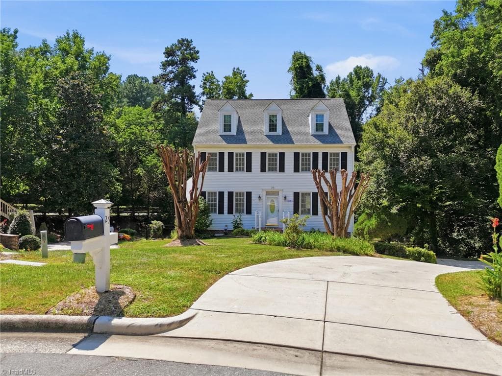 25 Saint Andrews Court, Durham NC 27707