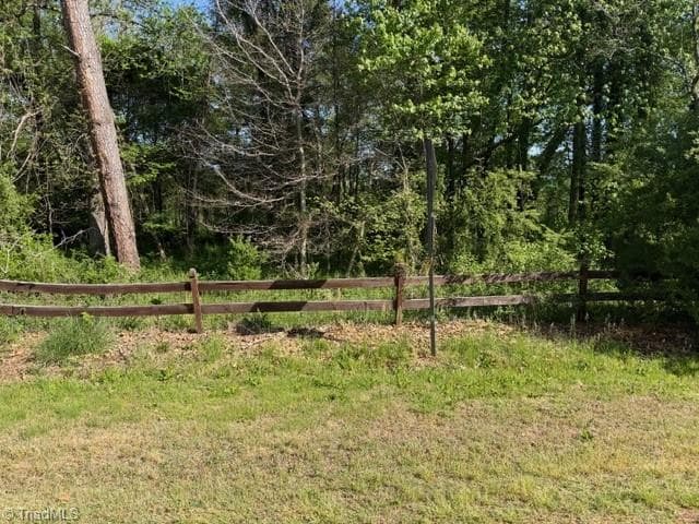 Single Family Residence at 1.71 Ridgemeadow Drive, Winston-Salem NC 27127, Winston-Salem, photo 3 of 10