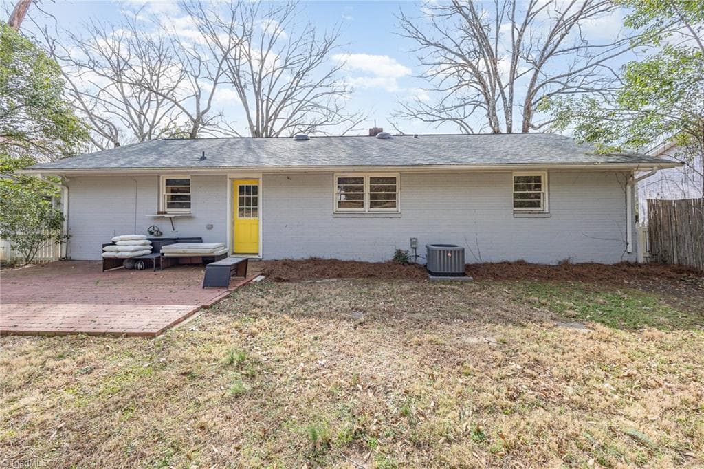 Stick/Site Built at 3021 Kinnamon Road, Winston-Salem NC 27104, photo 23 of 25