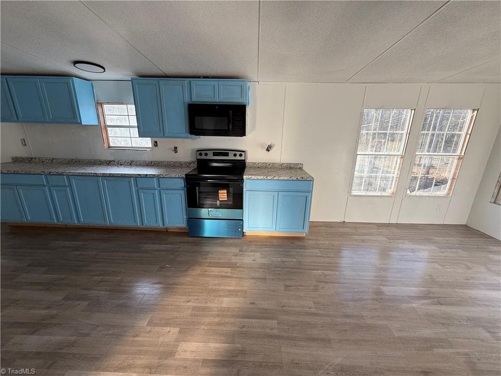 Manufactured Home at 620 Frank Fleer Road, Lexington NC 27292, Lexington, photo 3 of 18