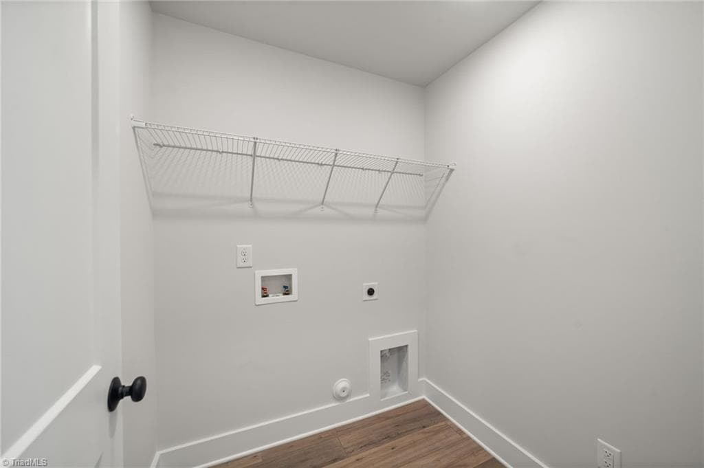Stick/Site Built at 2371 Robbins Perch West Court, Kernersville NC 27284, photo 31 of 40