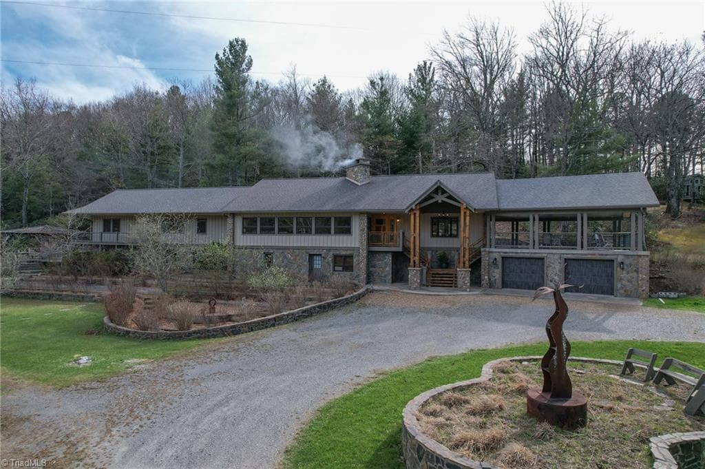110 Mountain Hearth Drive, Sparta NC 28675