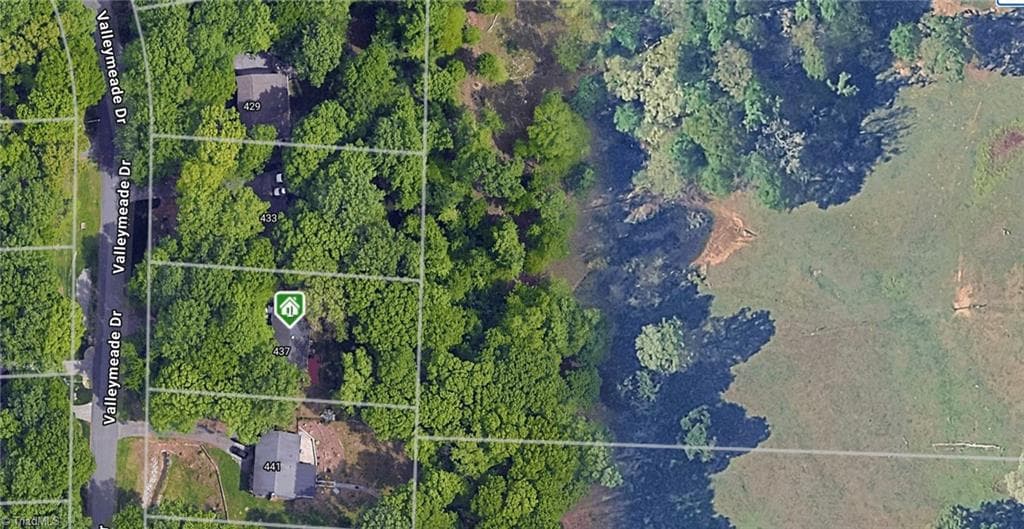 Stick/Site Built at 437 Valleymeade Drive, Kernersville NC 27284, photo 3 of 35