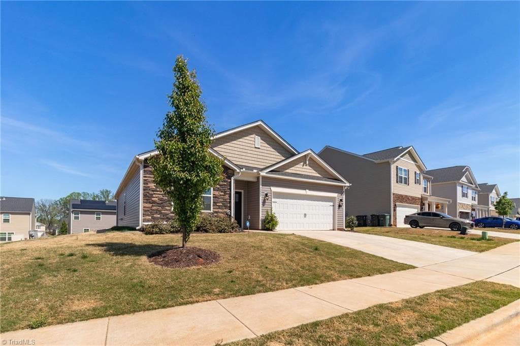 Stick/Site Built at 3222 Highlander Point, Greensboro NC 27405, photo 3 of 30