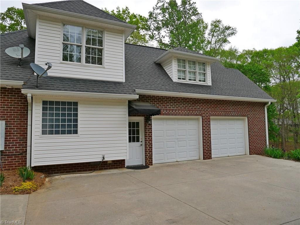 Stick/Site Built at 2502 Wedge Place, Asheboro NC 27205, photo 6 of 50