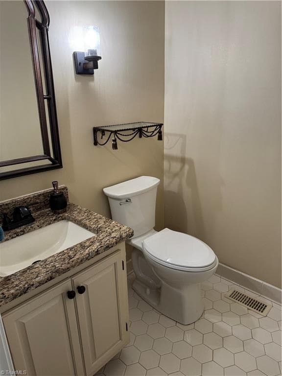 Stick/Site Built at 1805 Country Club Drive, High Point NC 27262, photo 20 of 25