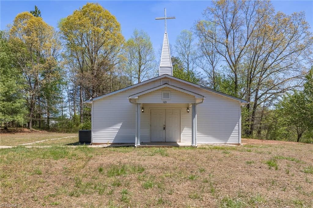 121 Ellis Road, Mayodan NC 27027