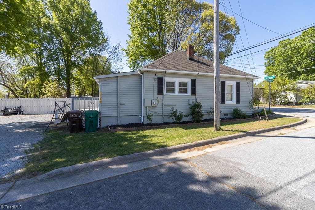 Stick/Site Built at 1301 W Green Drive, High Point NC 27260, photo 8 of 27