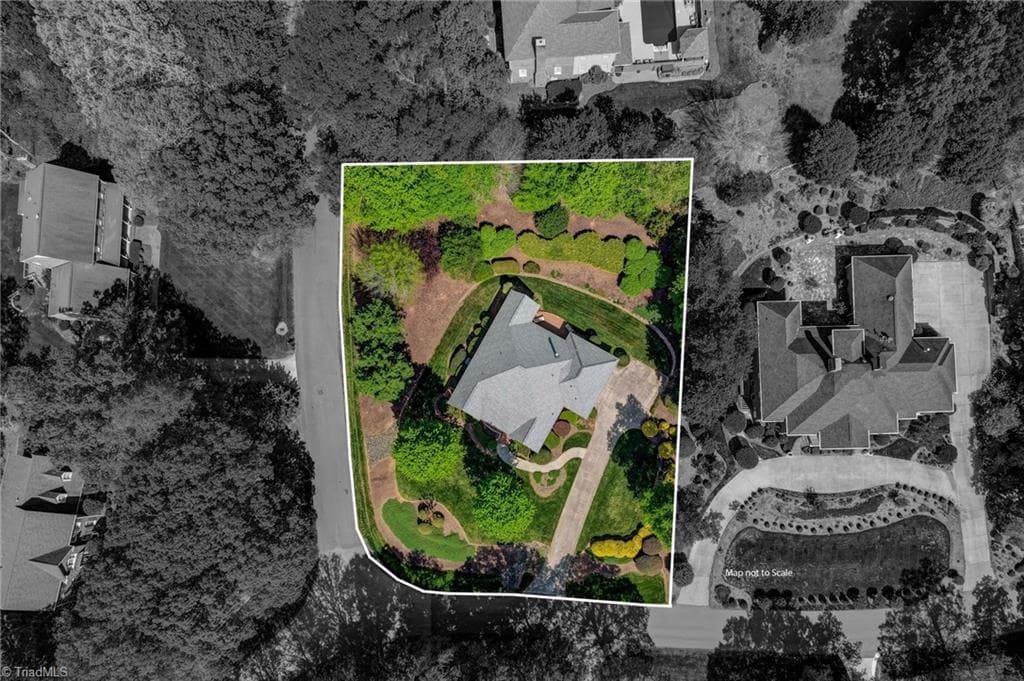 Stick/Site Built at 153 Oak Ridge Drive, Eden NC 27288, Eden, photo 5 of 44
