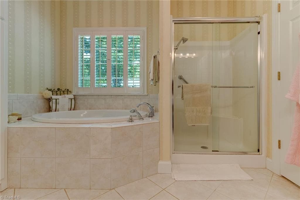 Stick/Site Built at 153 Oak Ridge Drive, Eden NC 27288, Eden, photo 29 of 44