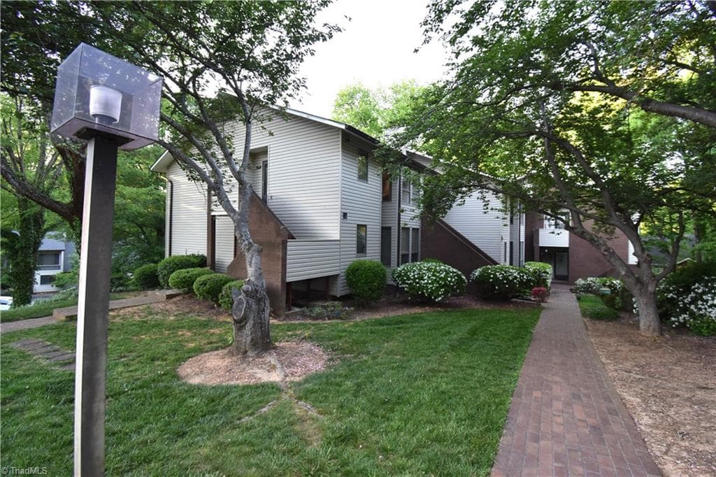 Stick/Site Built at 129 Forest View Drive, Winston-Salem NC 27104, photo 23 of 25