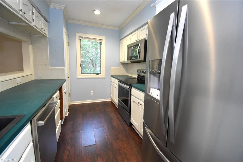 Stick/Site Built at 129 Forest View Drive, Winston-Salem NC 27104, photo 7 of 25