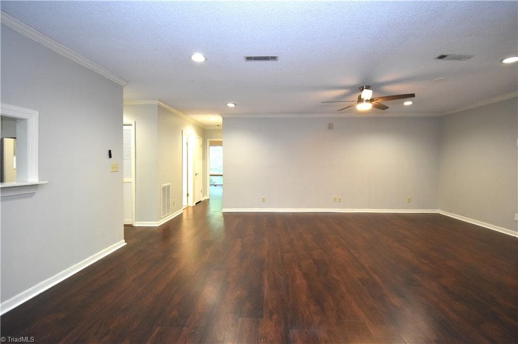 Stick/Site Built at 129 Forest View Drive, Winston-Salem NC 27104, photo 5 of 25