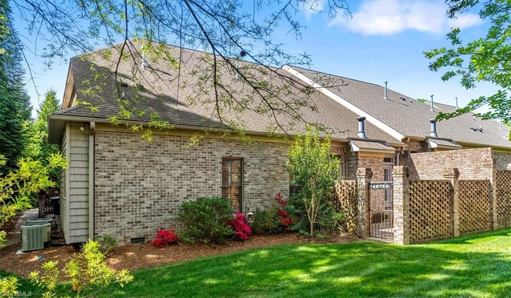 Stick/Site Built at 8 Blakeney Place, Greensboro NC 27408, photo 48 of 50