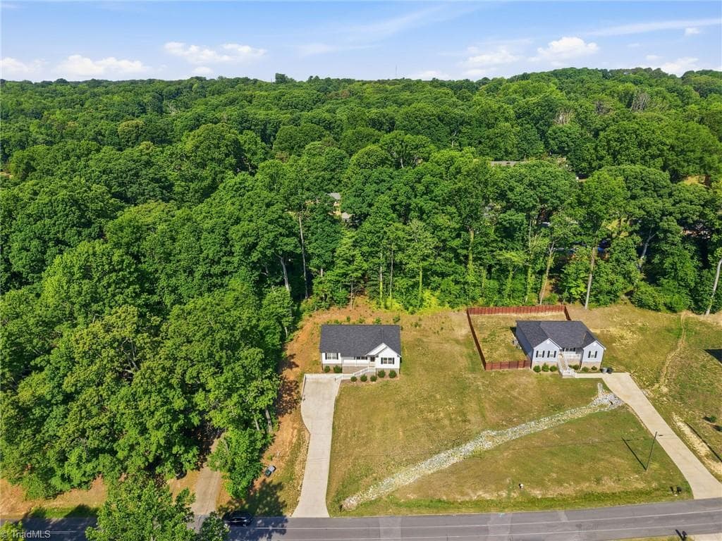 Stick/Site Built at 1592 Brookdale Drive, Asheboro NC 27205, photo 34 of 40