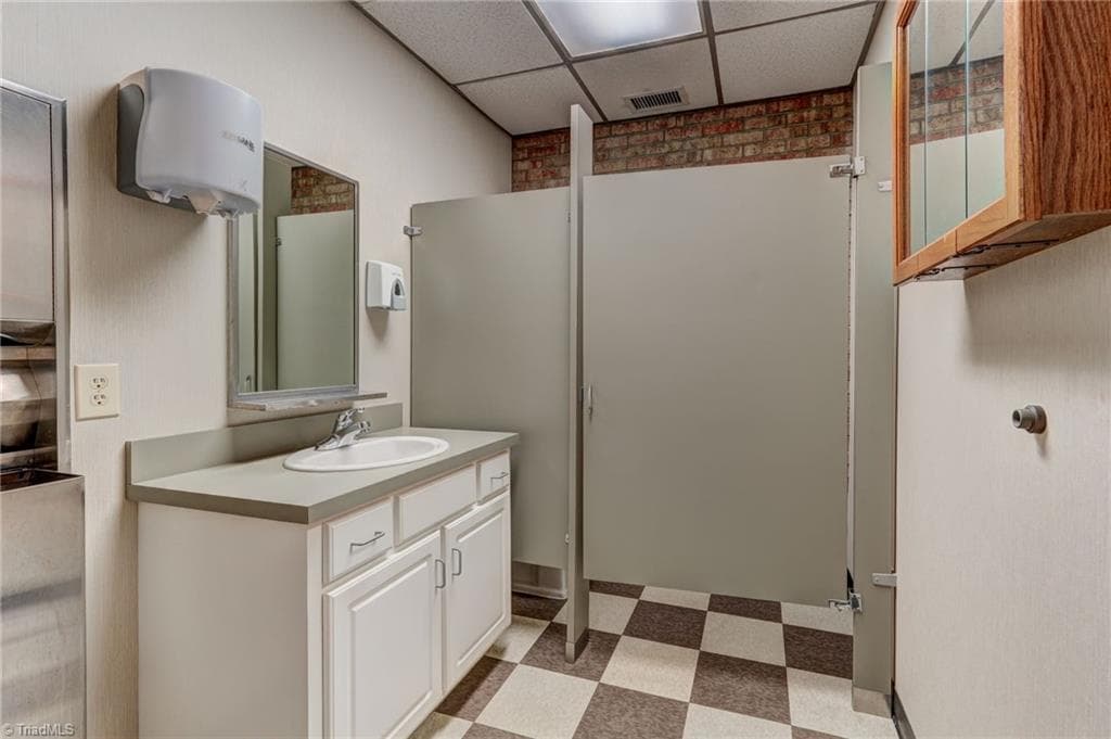 Office at 3311 Burlington Road Suite B, Greensboro NC 27405, Greensboro, photo 87 of 96