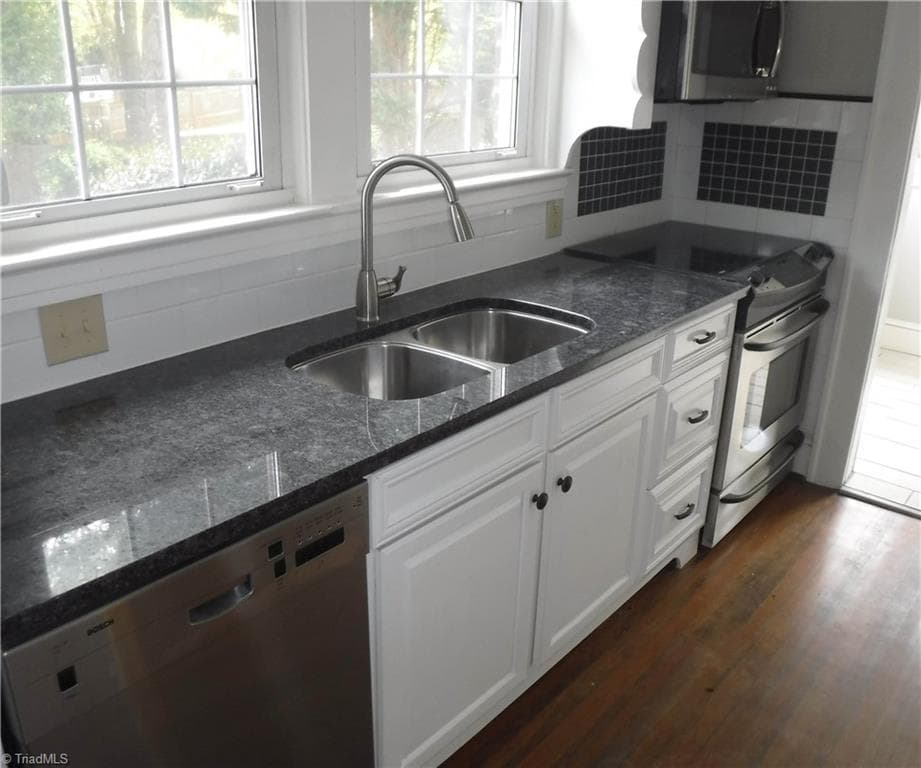 Stick/Site Built at 2372 Westfield Avenue, Winston-Salem NC 27103, Winston-Salem, photo 6 of 24