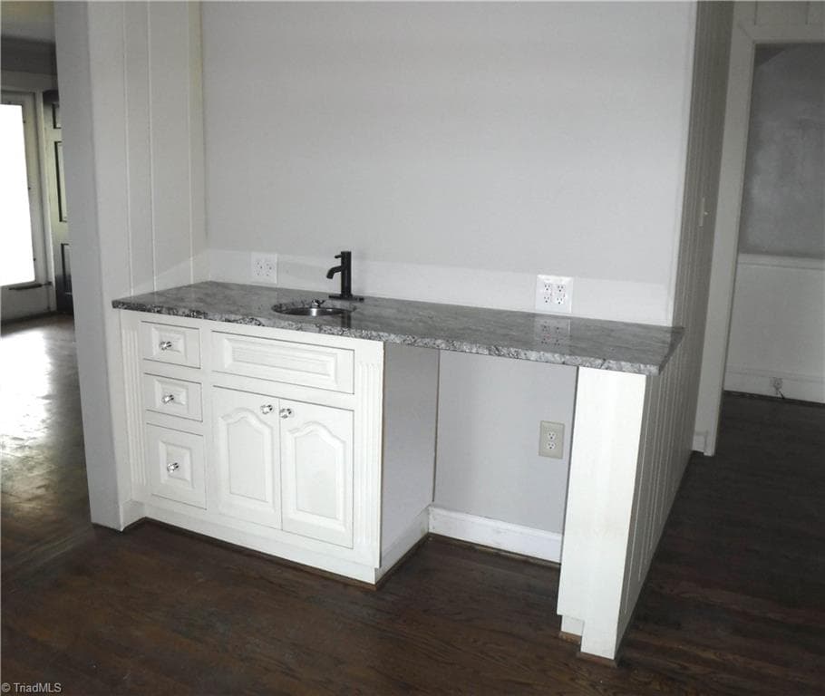 Stick/Site Built at 2372 Westfield Avenue, Winston-Salem NC 27103, Winston-Salem, photo 13 of 24