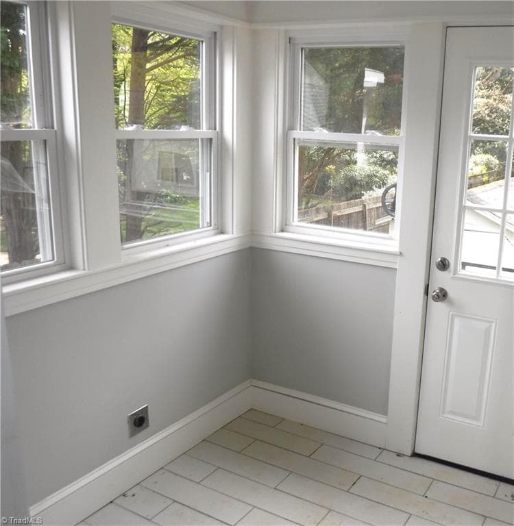 Stick/Site Built at 2372 Westfield Avenue, Winston-Salem NC 27103, Winston-Salem, photo 10 of 24