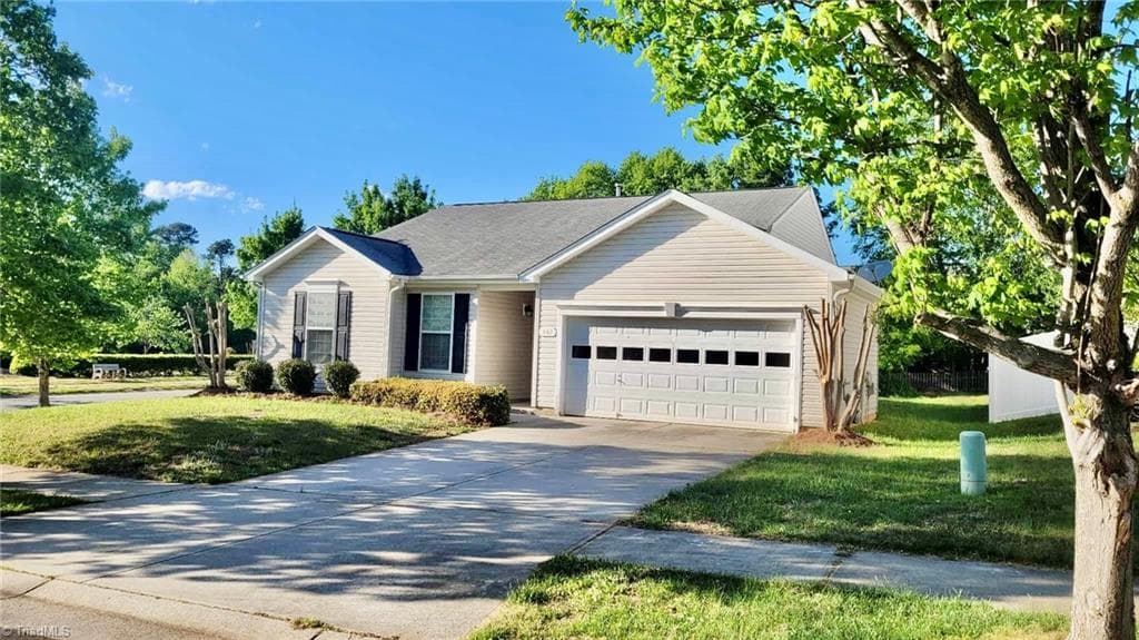 482 Shady Grove Court, Winston-Salem NC 27103
