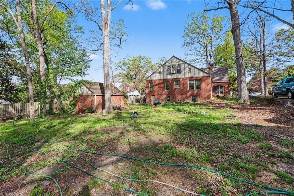 Stick/Site Built at 221 Spring Street, Thomasville NC 27360, photo 16 of 17