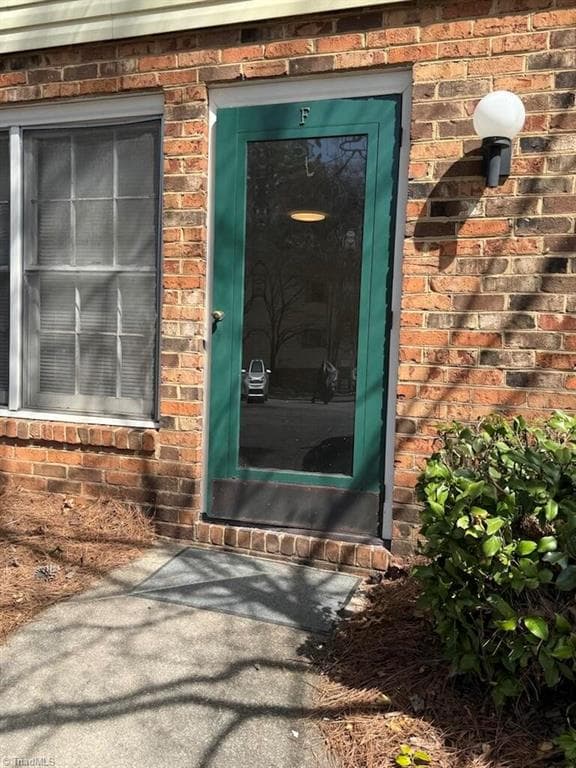 Stick/Site Built at 2810 Pelham Place # F, Winston-Salem NC 27106