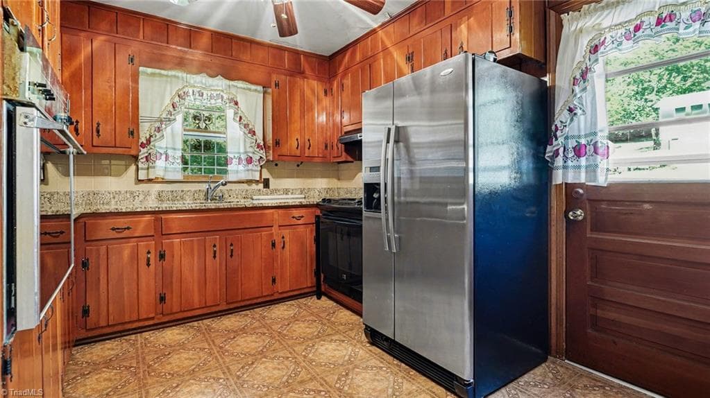 Stick/Site Built at 405 Mayfair Drive, Winston-Salem NC 27105, Winston-Salem, photo 13 of 36