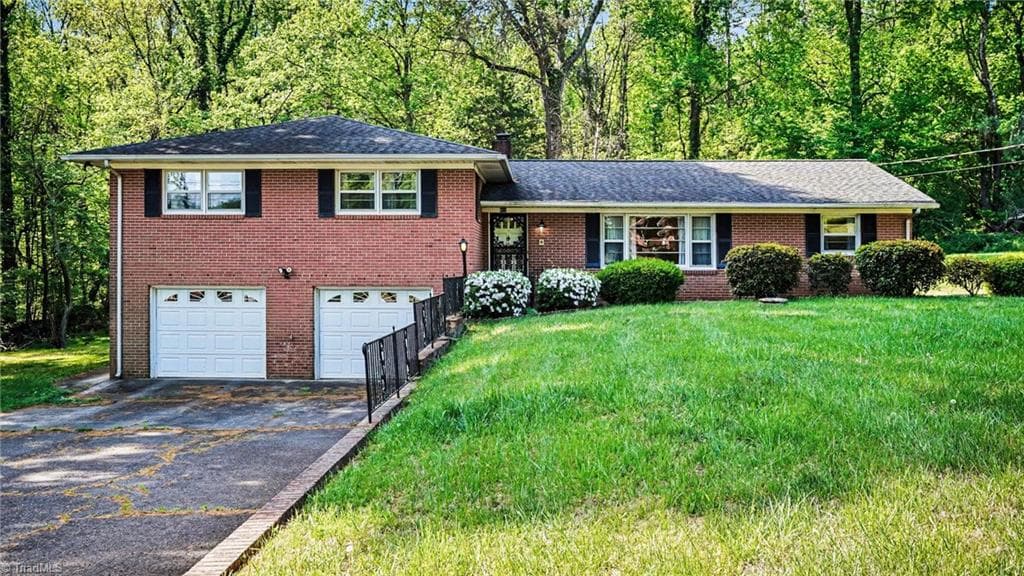 405 Mayfair Drive, Winston-Salem NC 27105