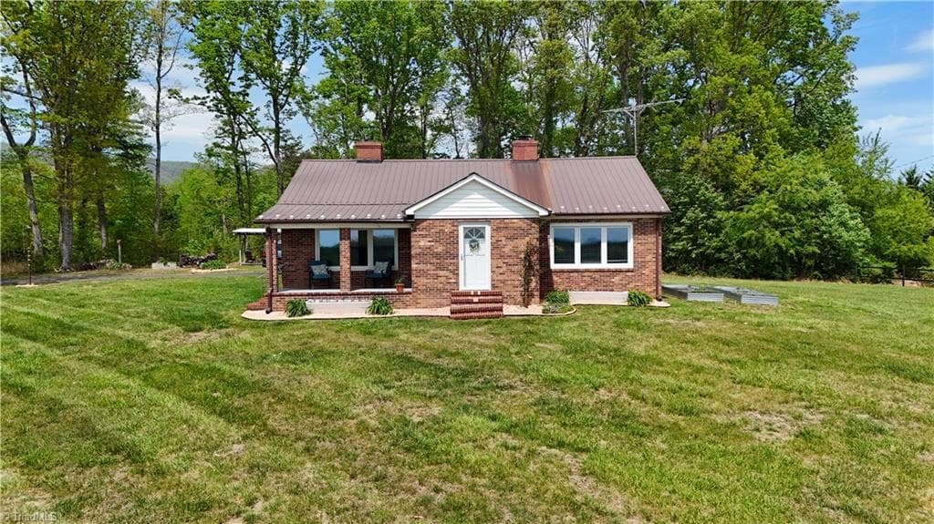 Stick/Site Built at 60 Edwin, Cana VA 24317, photo 4 of 24