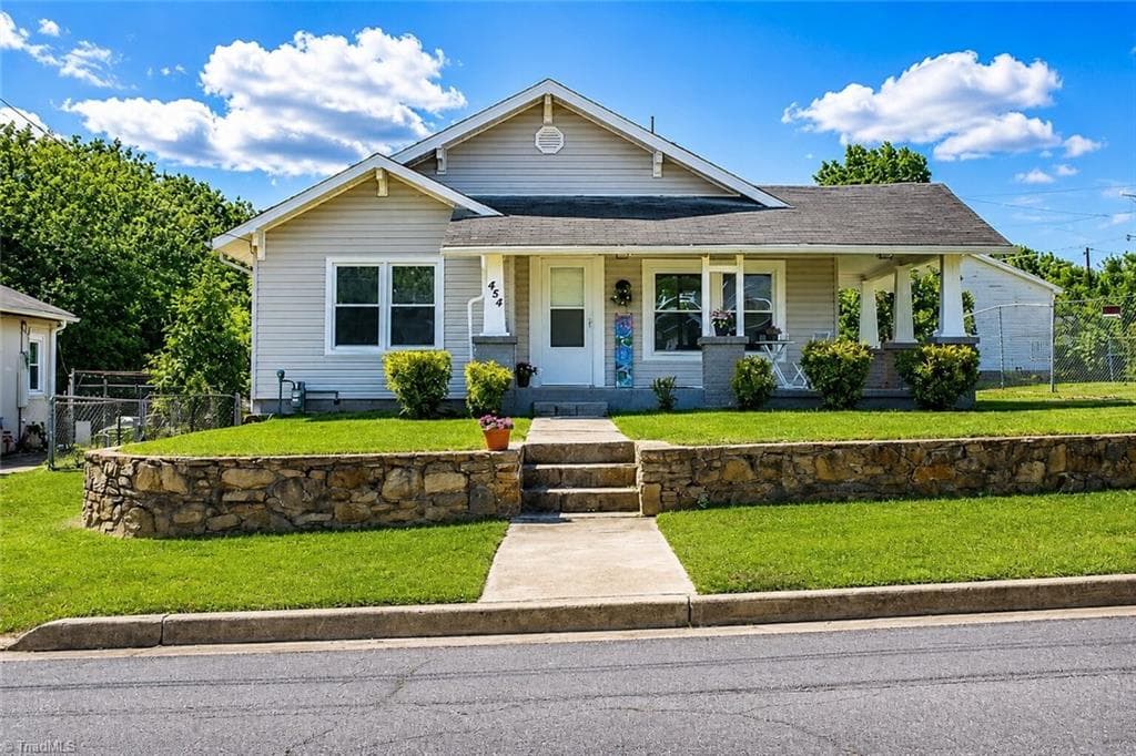 454 24th Street W, Winston-Salem NC 27105