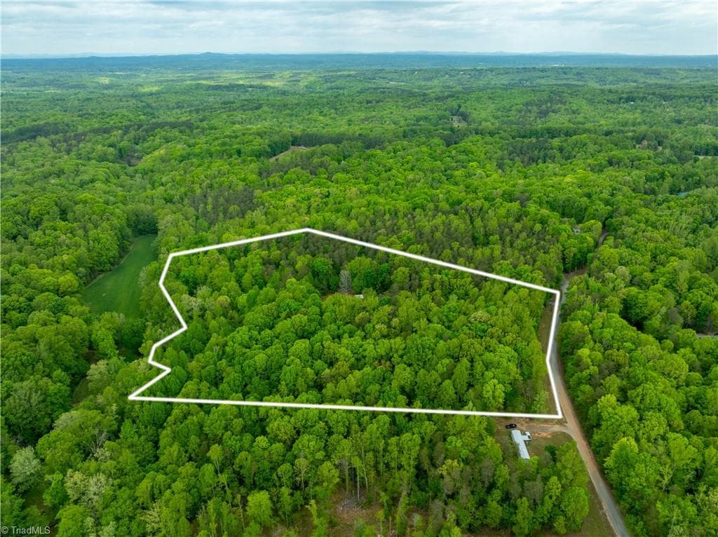Stick/Site Built at 340 Bear Branch Trail, Reidsville NC 27620, Reidsville, photo 93 of 100