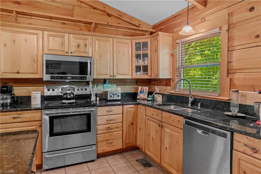 Stick/Site Built at 340 Bear Branch Trail, Reidsville NC 27620, Reidsville, photo 23 of 100