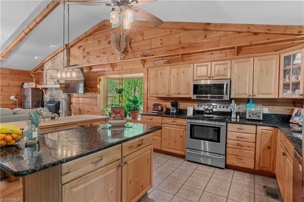Stick/Site Built at 340 Bear Branch Trail, Reidsville NC 27620, Reidsville, photo 21 of 100