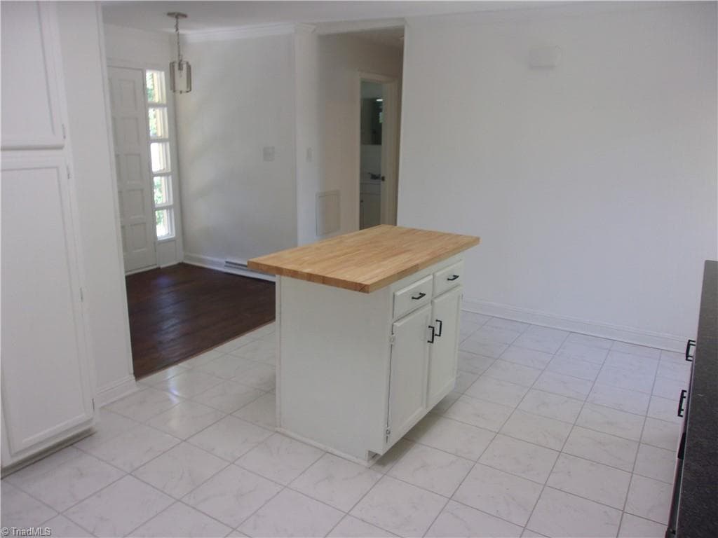 Stick/Site Built at 1300 Kentucky Street, High Point NC 27262, photo 10 of 48