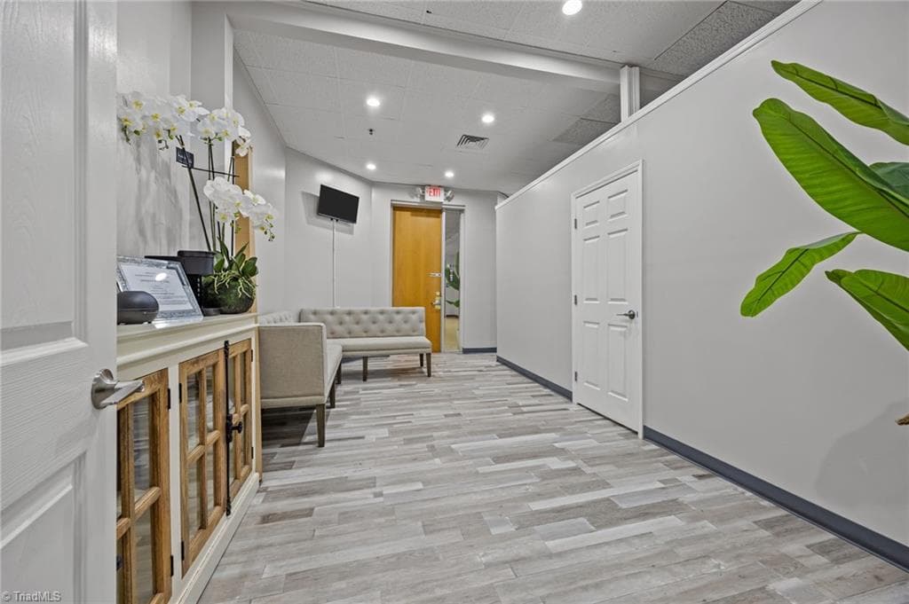 Retail at 4929 W Market Street # 2122, Greensboro NC 27407, Greensboro, photo 5 of 31