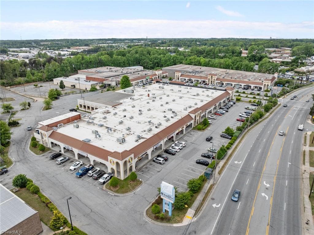 Retail at 4929 W Market Street # 2122, Greensboro NC 27407, Greensboro, photo 21 of 31