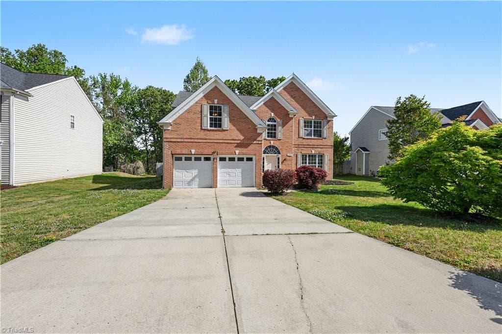 Stick/Site Built at 1579 Pondhaven Drive, High Point NC 27265, photo 21 of 39