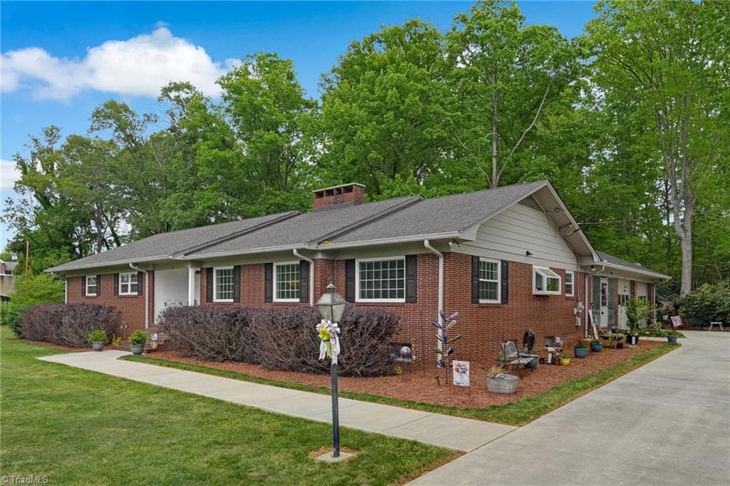 109 Church Street, Stoneville NC 27048