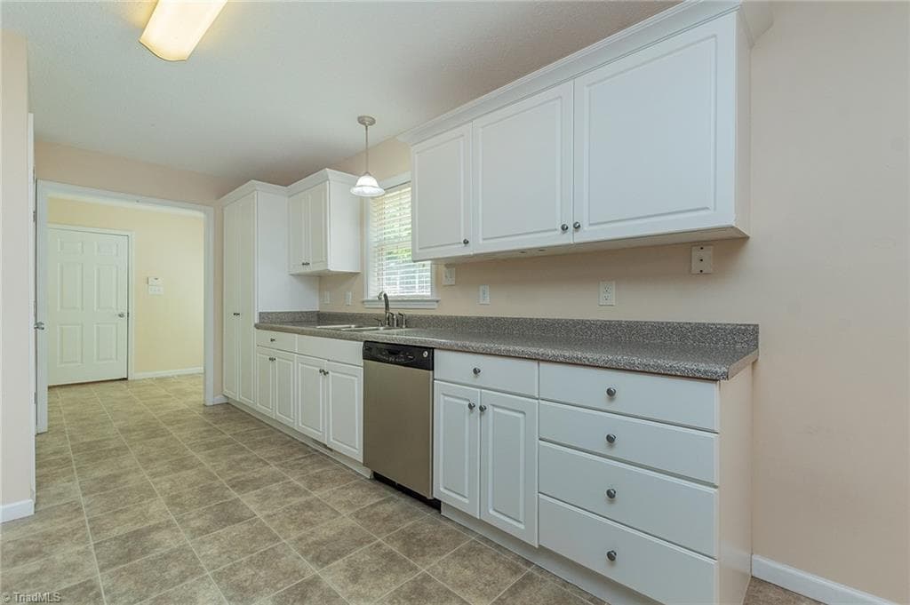 Stick/Site Built at 676 Old Castle Drive, Randleman NC 27317, photo 7 of 25