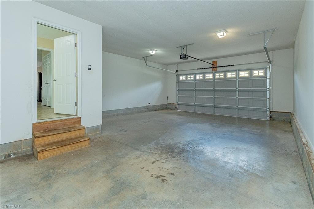 Stick/Site Built at 676 Old Castle Drive, Randleman NC 27317, photo 10 of 25