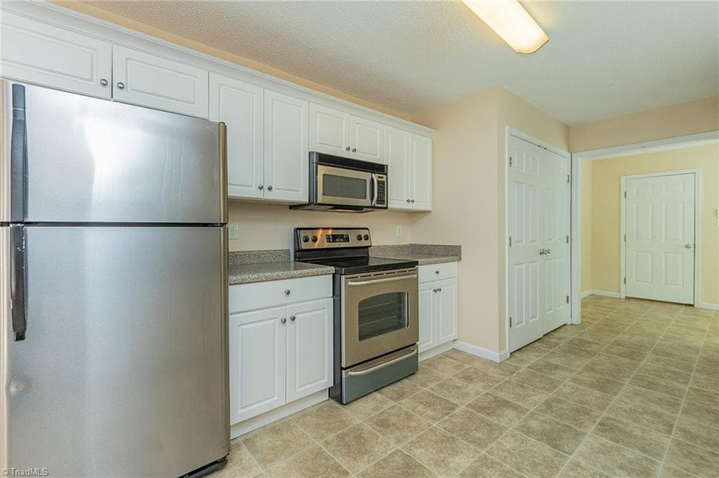 Stick/Site Built at 676 Old Castle Drive, Randleman NC 27317, photo 8 of 25