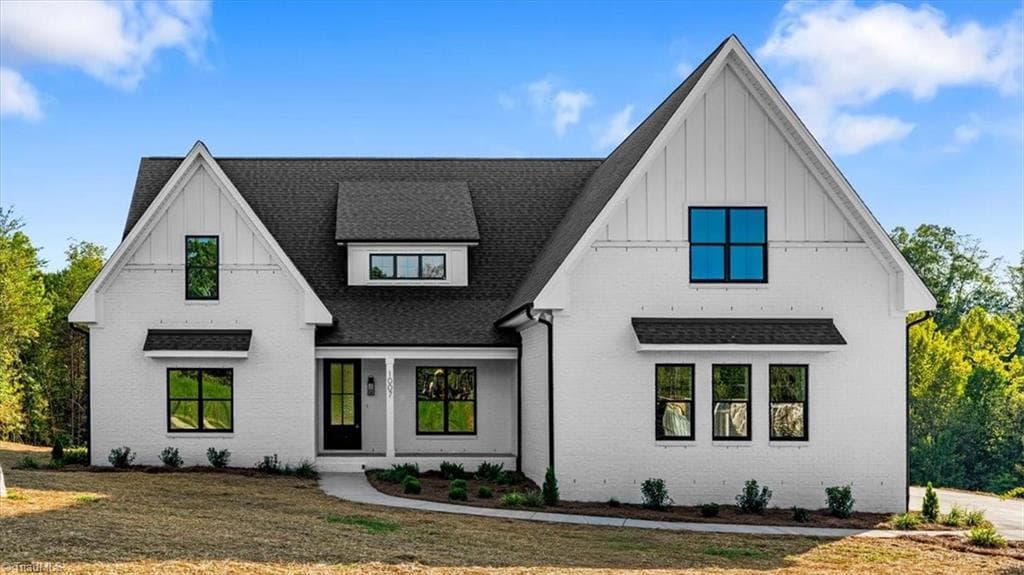 1007 Sallie Jessup Way, Greensboro NC 27455